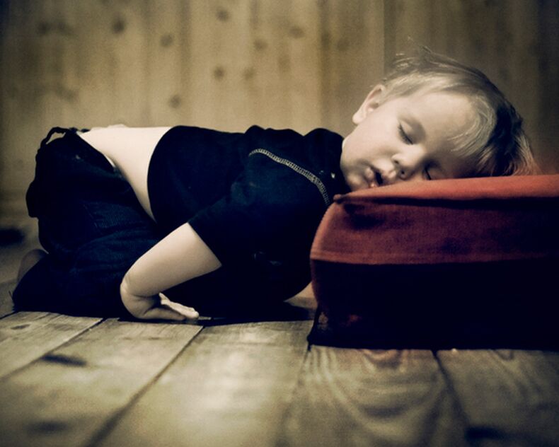 Teeth grinding during sleep is a sign of helminthic infestation in both children and adults.